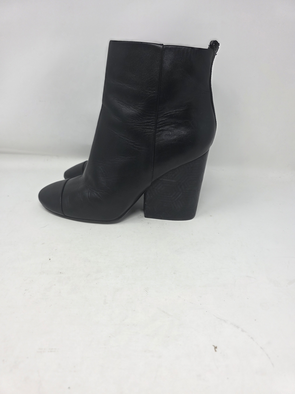 Tory Burch Black Leather Cap Toe Geometric Block Heel Ankle Booties Boots 8.5M